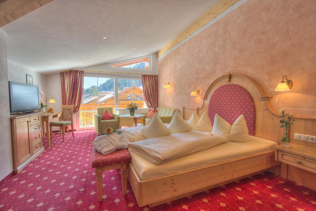 Landhotel Berghof Bad Hindelang Kamer foto